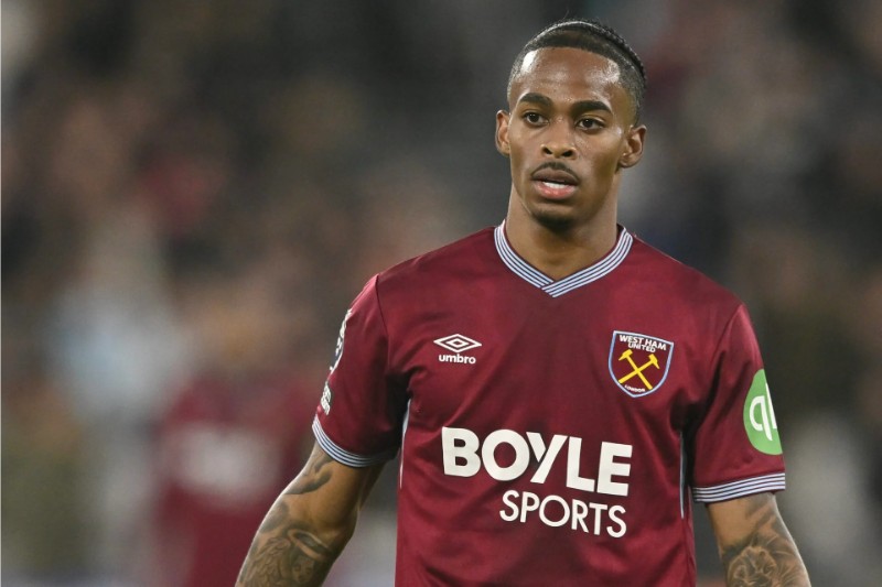 Summerville mang đến khả năng đột phá cho Tottenham