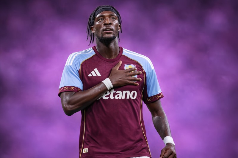 Với Abraham, Aston Villa quyết tâm đua top 3