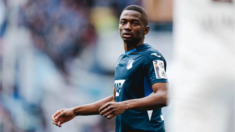 Bayern Munich cũng muốn có sự phụ vụ của Bazoumana