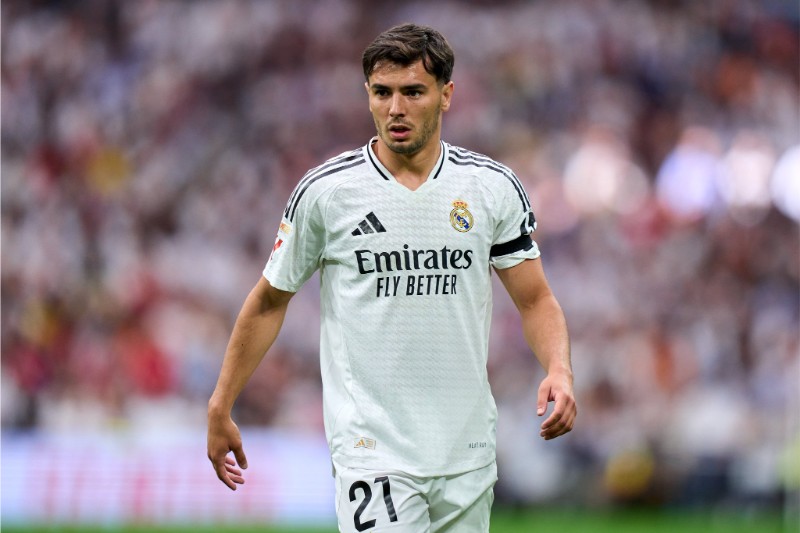 Gà trống muốn sở hữu chữ ký của Diaz