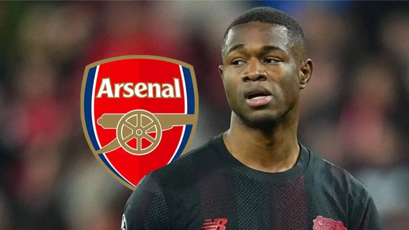 Pháo thủ xem xét chiêu mộ Kofane