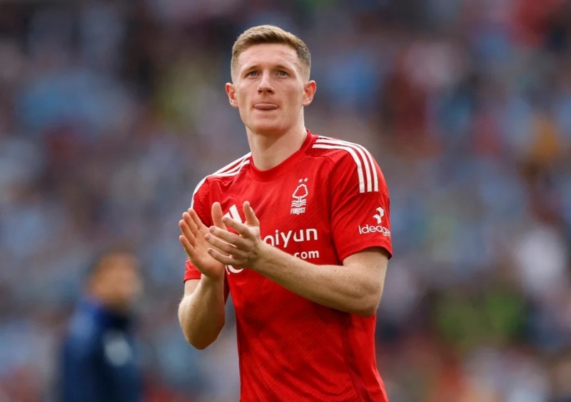 Man City và MU đều muốn chiêu mộ Anderson