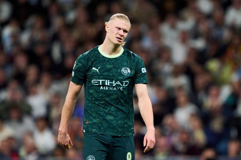 Haaland còn 8 năm hợp đồng với Man City