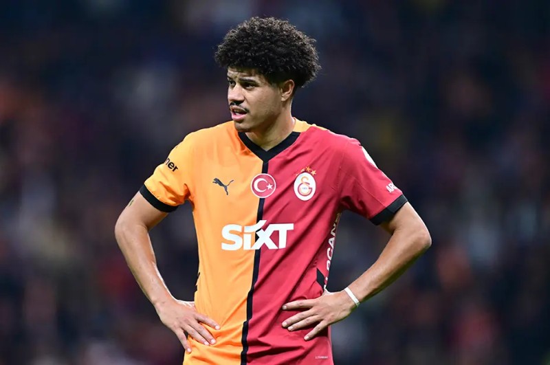 Aston Villa muốn ký hợp đồng với Sara