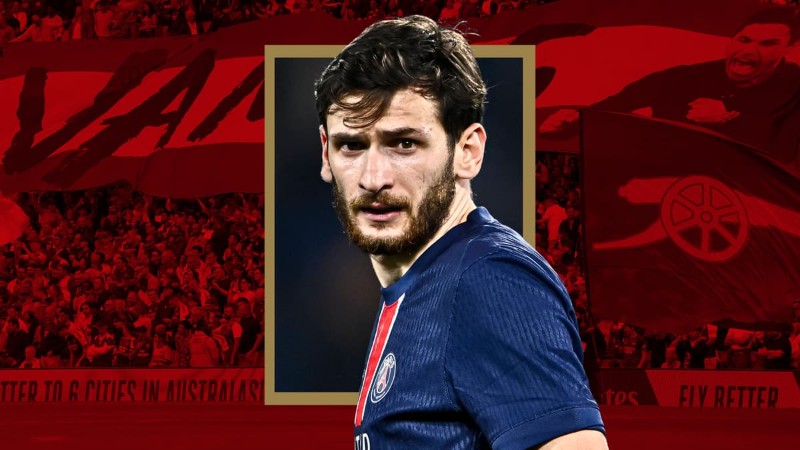 Kvaratskhelia vẫn đang hạnh phúc với cuộc sống tại Paris