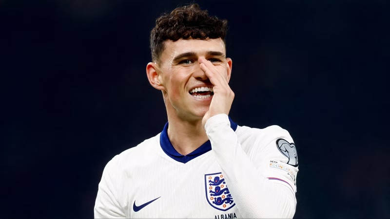 Phil Foden là phương án thay thế Griezmann